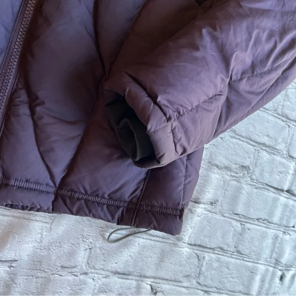 REI Goose Down Womens Burgundy Puffer Jacket Medium Winter Gorpcore Full Zip - Picture 5 of 16